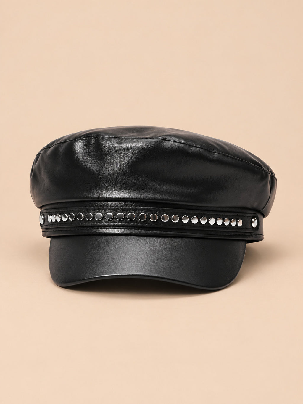 Barett-Schirmmütze in Lederoptik im englischen Stil – b4, Ansicht von vorn, sand-pfirsichfarbener Hintergrund