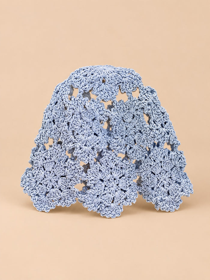 Motif de fleurs ajourées