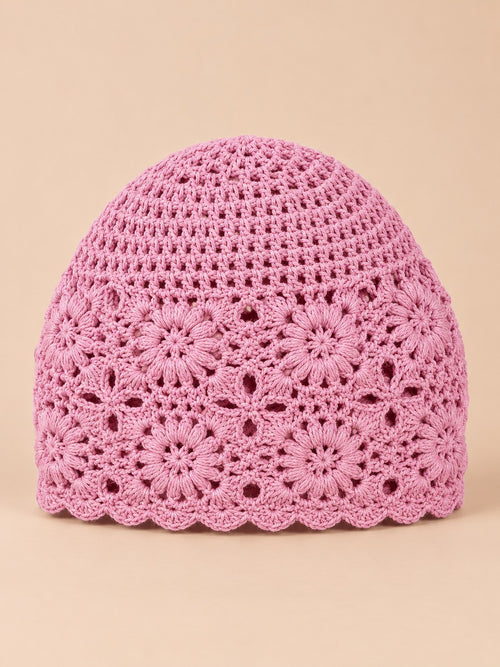 Rosa Baskenmütze für Damen mit gestricktem Blumenmuster und leichter, luftiger Struktur, Vorderansicht