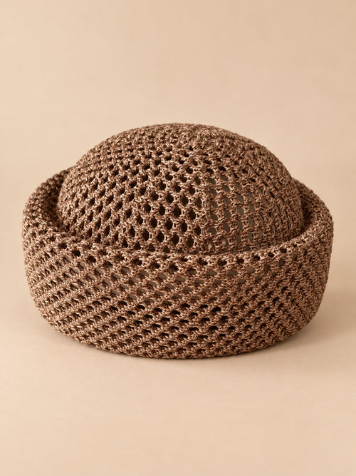 Luftiges Damen-Netzbarett im Retro-Fascinator-Stil – Braun 1, Vorderansicht, sand-pfirsichfarbener Hintergrund