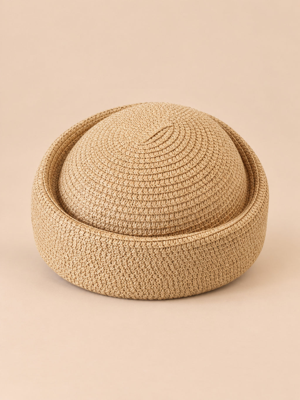 Retro-Netzbarett mit luftigem Oberteil im Fedora-Stil – Modell 3 in Khaki, Vorderansicht