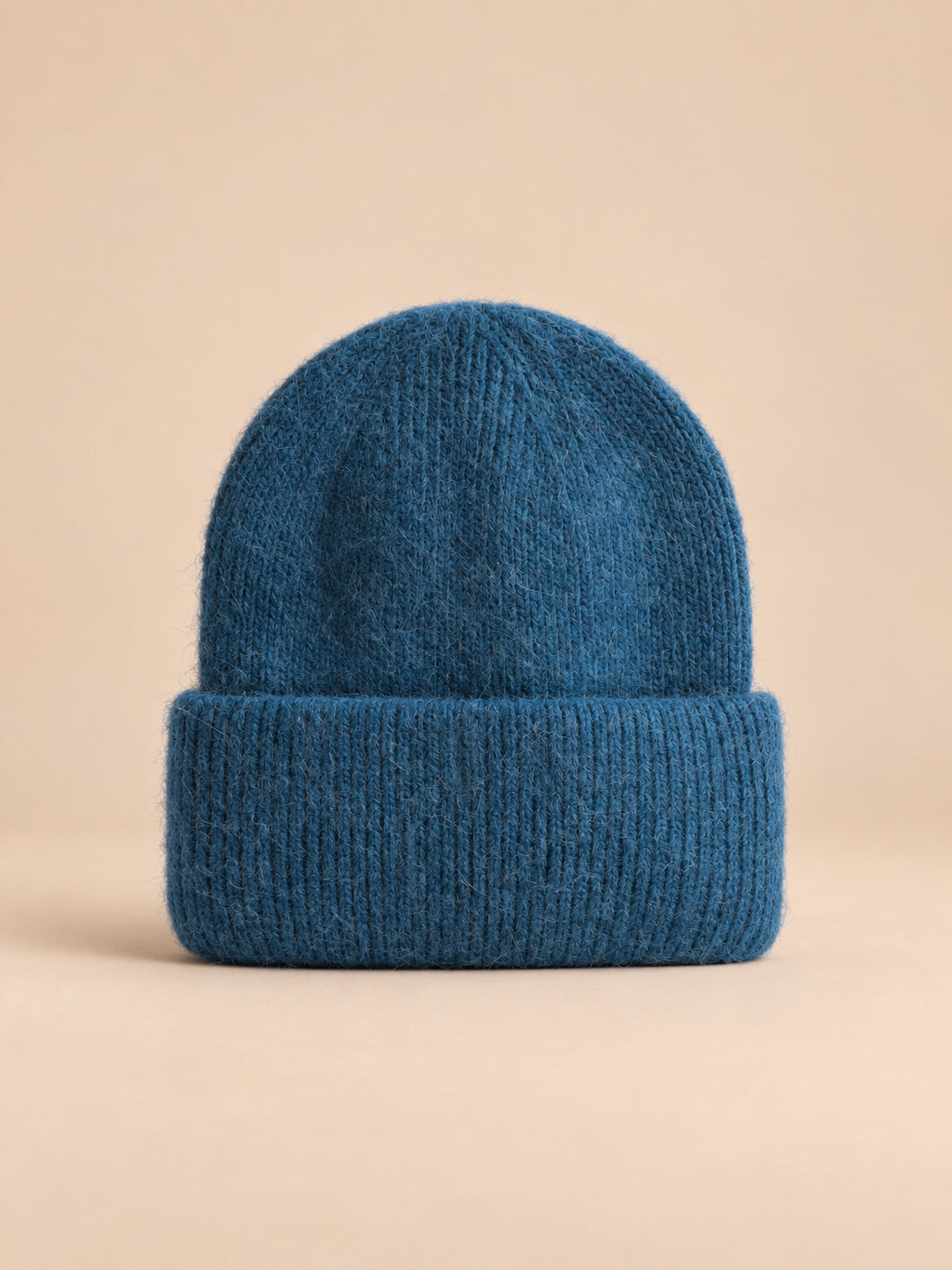 Dicke Fellmütze für Damen aus Kaninchenfell und Baumwolle – Modell 15, Ansicht von vorn