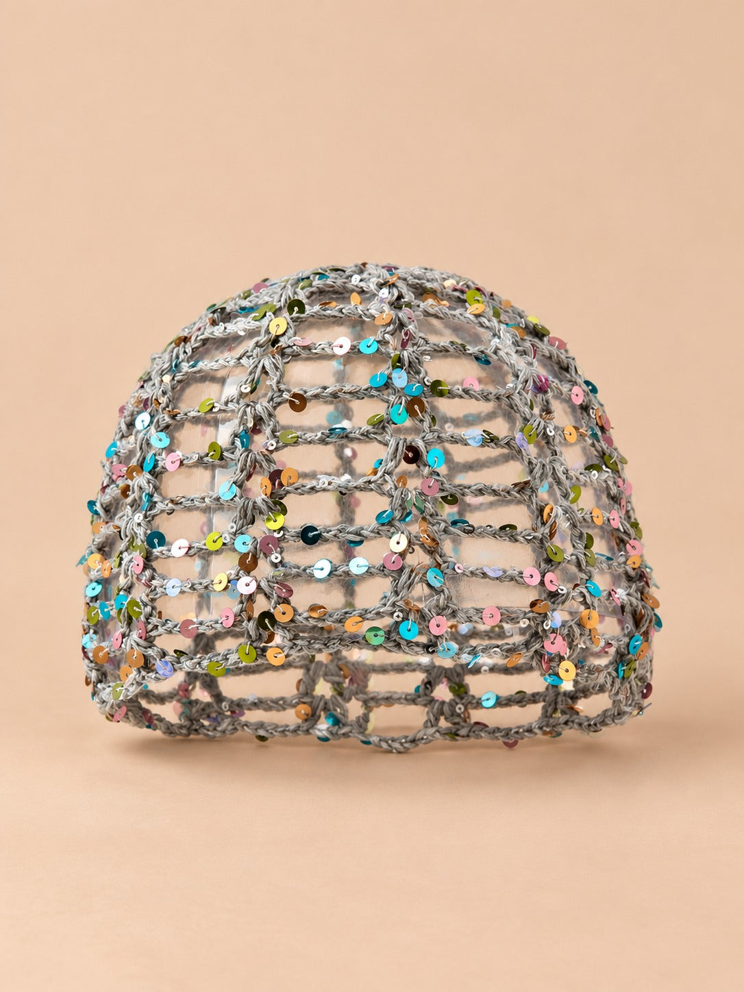 Bonnet calotte au crochet à sequins, gris 1, vue de face