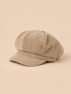 Achteckige Ballonmütze im Vintage-Barettstil – Farbvariante Khaki, Dreiviertelansicht