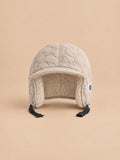 Fliegermütze mit Samtinnenseite und Ohrenklappen – Farbvariante Beige, Ansicht von vorn