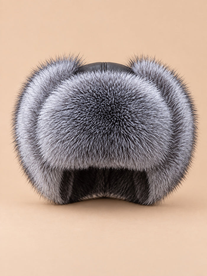 Rabats d'oreilles et revers