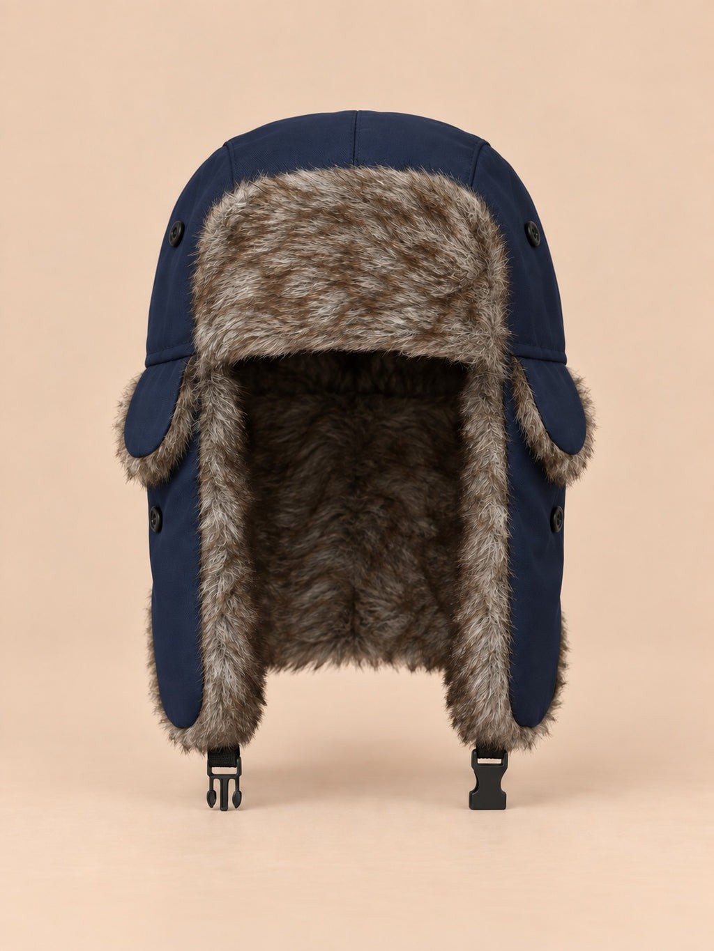 Herren-Trapper-Mütze mit Ohrenklappen und Kinnriemen – Farbvariante Marineblau, Ansicht von vorn