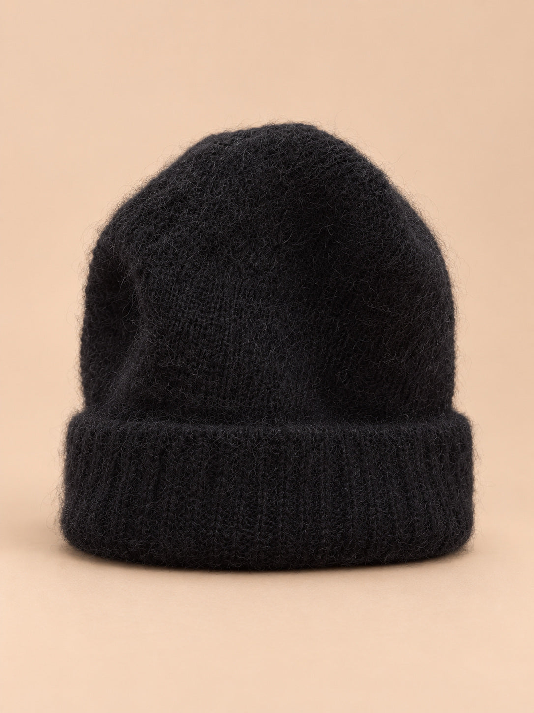 Elastische Mohairmütze für Damen mit Wolle und Rippenstrick – Schwarz, Vorderansicht