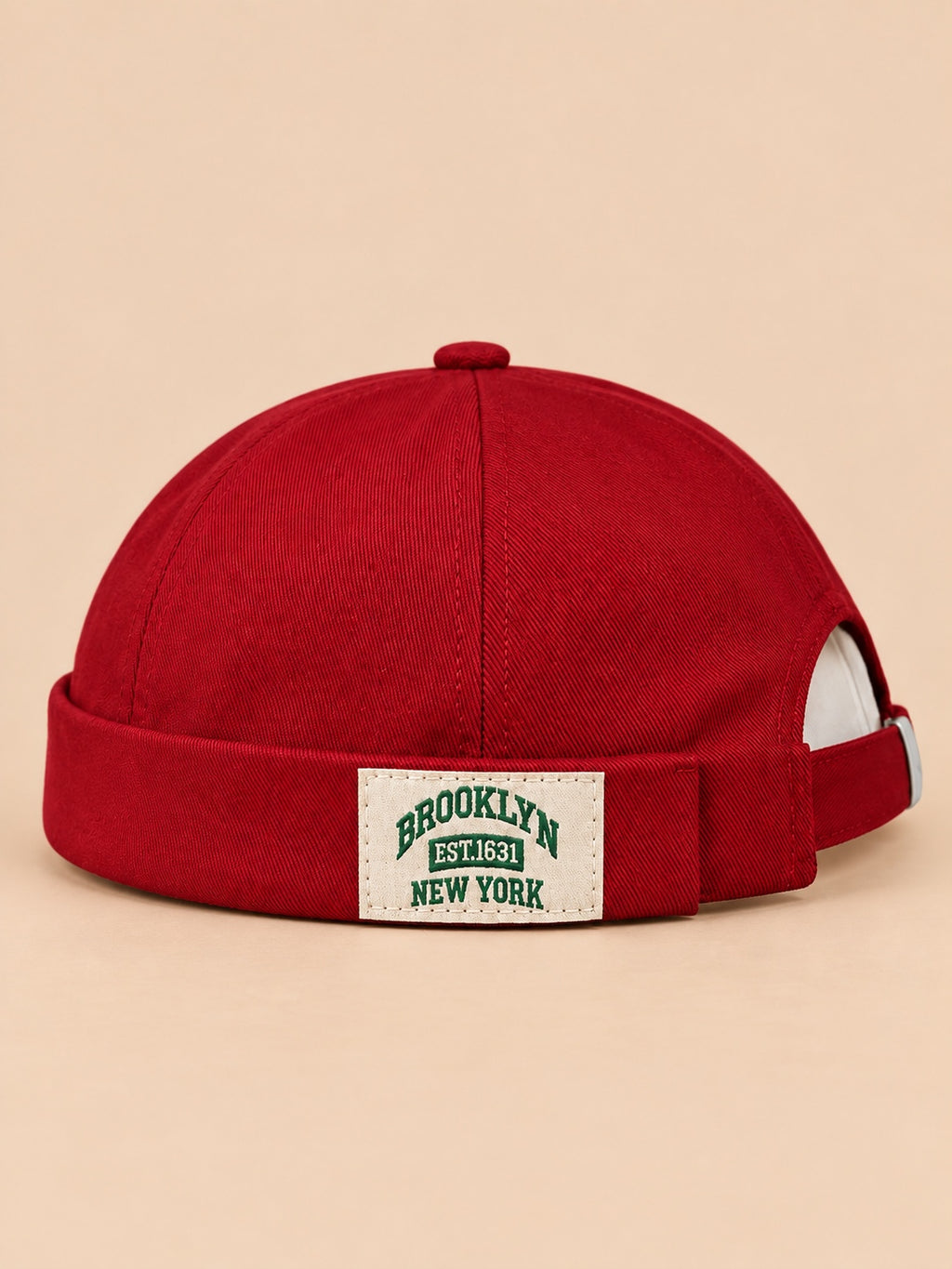 Vintage-Dockermütze BROOKLYN1631 mit gewebtem Etikett – Farbvariante Rot, Ansicht von vorn
