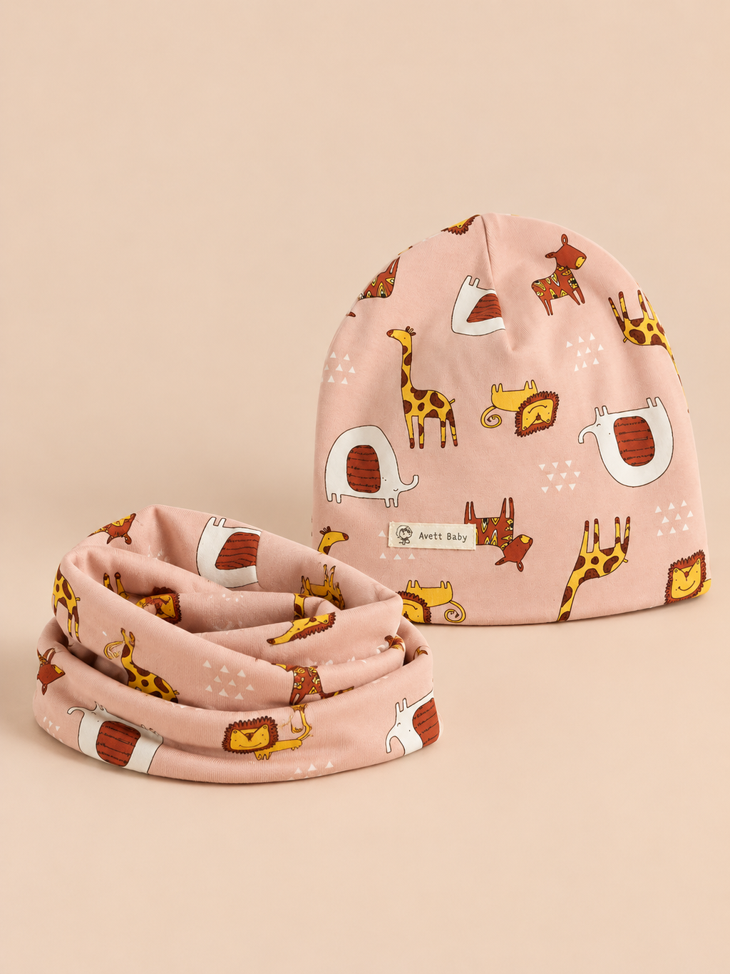 Mütze-Schal-Set für Kinder mit Elefantenmotiven – Variante Elefant Rosa, Ansicht von vorn