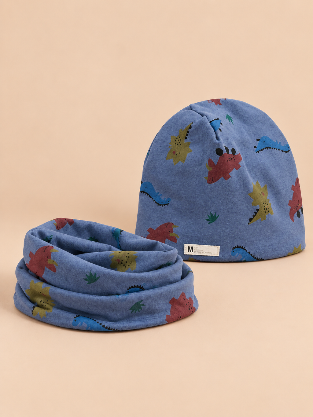 Mütze-Schal-Set für Kinder mit Dinosauriermotiven – Variante Dinosaurier Blau, Ansicht von vorn
