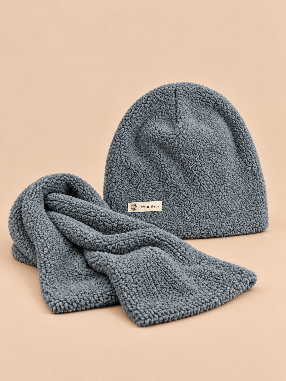 Bonnet et écharpe enfant en peluche, coloris bleu, vue de face.