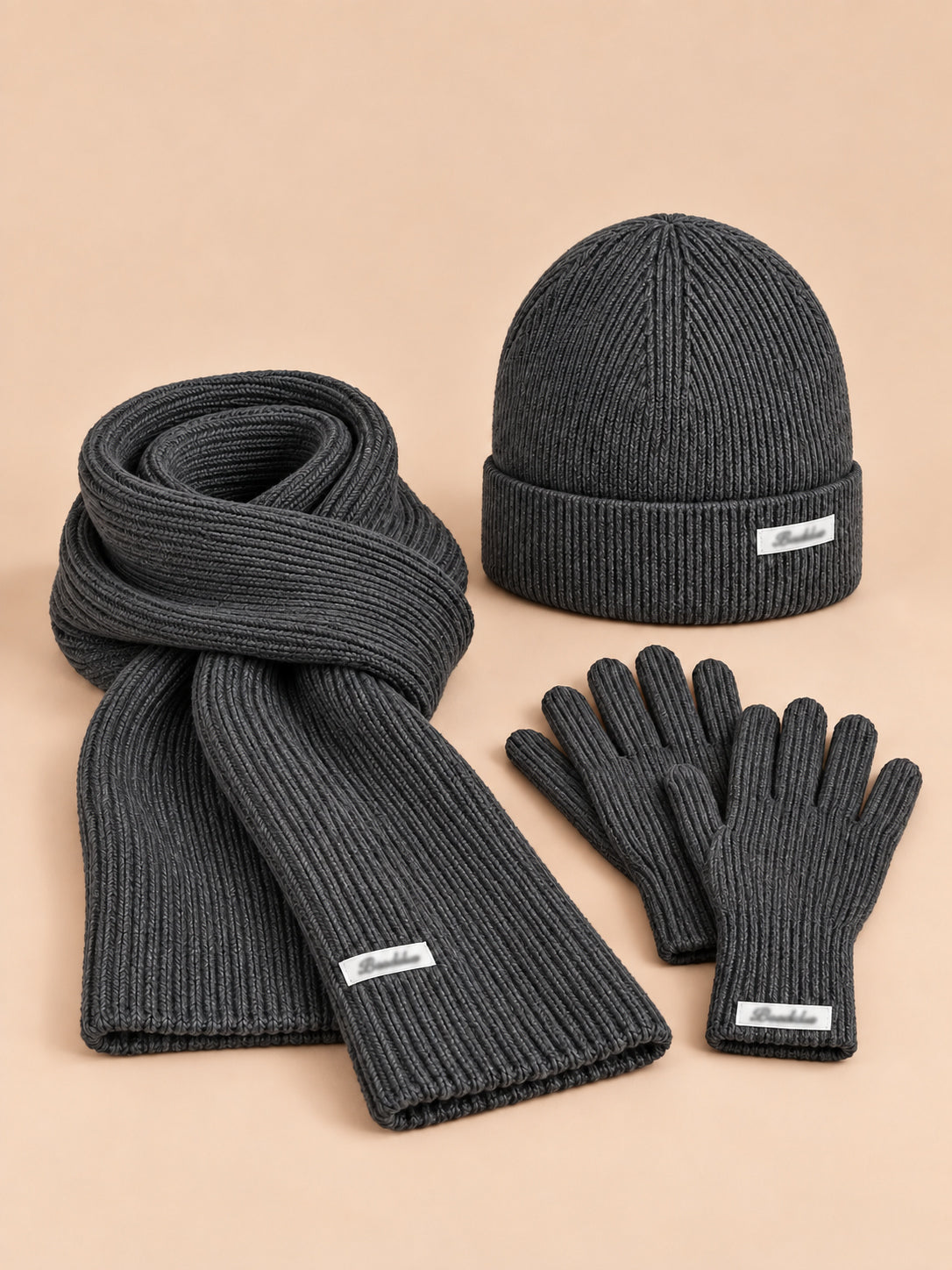 Winterset für Damen mit Mütze, Schal und Handschuhen im koreanischen Stil – Farbvariante Grau, Ansicht von vorn