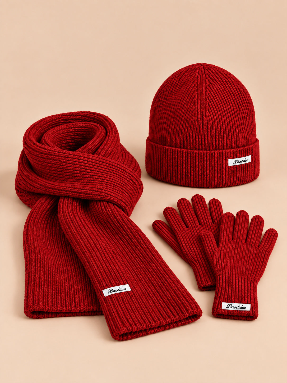 Winterset für Damen mit Mütze, Schal und Handschuhen im koreanischen Stil – Farbvariante Rot, Ansicht von vorn