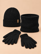 Winterset mit Mütze, Schlauchschal und Touchscreen-Handschuhen – Farbvariante Schwarz, Ansicht von vorn