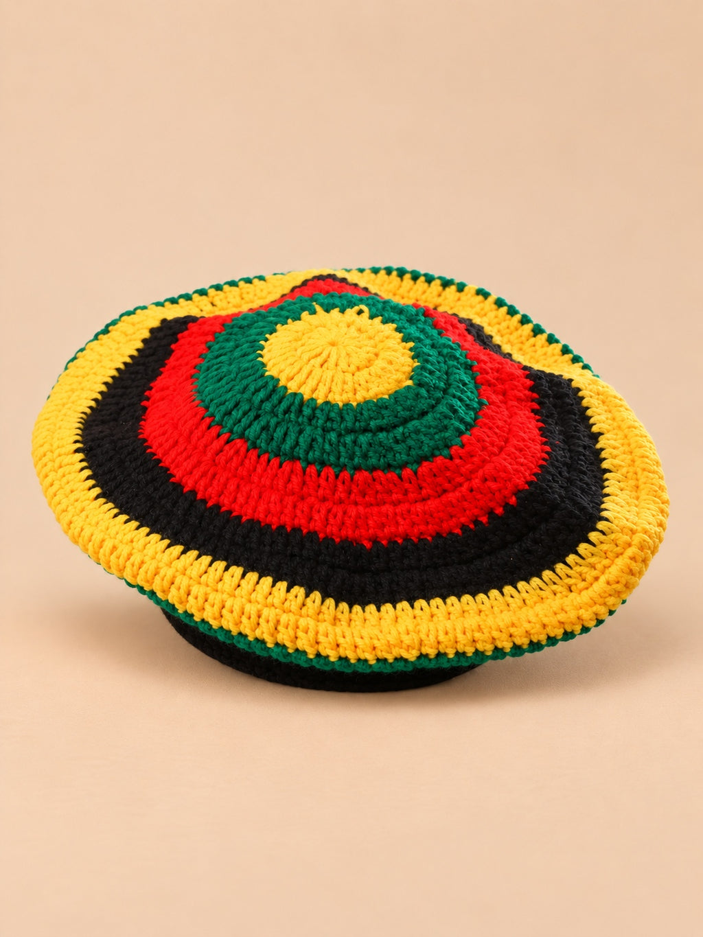 Gestrickte Rasta-Tam-Mütze für Dreadlocks – Farbvariante Mehrfarbig, Dreiviertelansicht