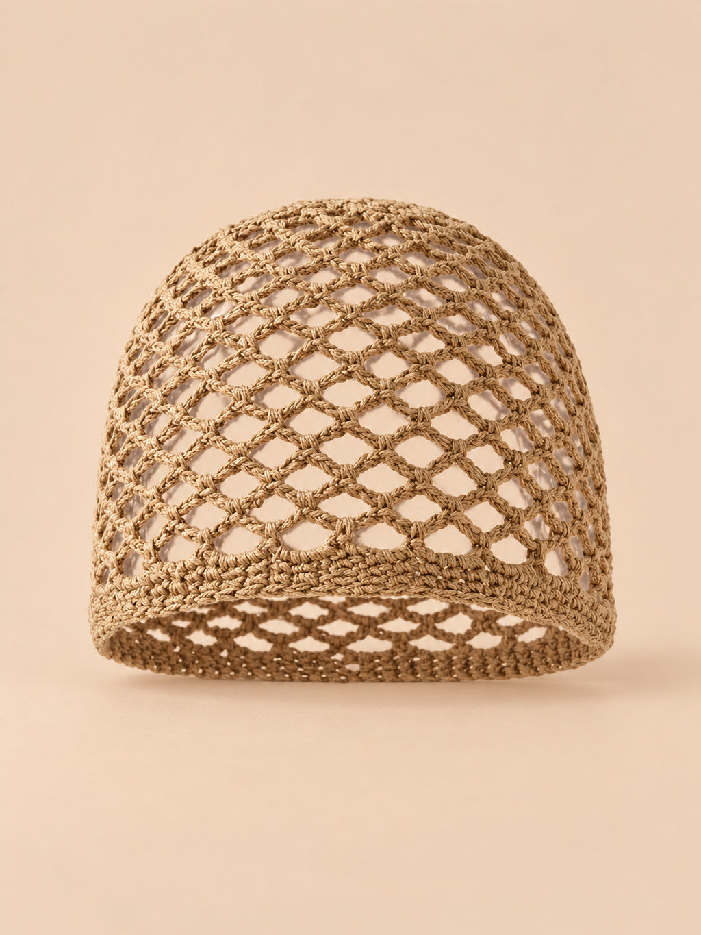 Feine Sommermütze für Damen aus Baumwollnetz – Farbvariante Khaki, Ansicht von vorn