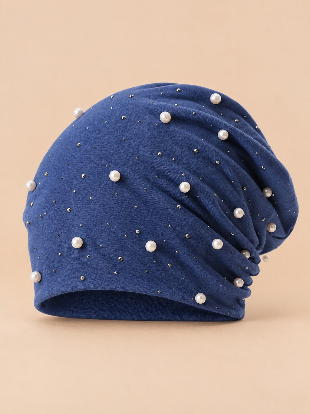 Long Beanie für Damen mit Perlen und Strass – Farbvariante Blau, Ansicht von vorn