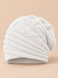 Weißer Long Beanie für Damen zum Skifahren mit weitem Schnitt und locker fallendem Hinterkopf, Vorderansicht