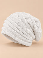 Warmer Long Beanie für Damen zum Skifahren – Farbvariante Weiß, Dreiviertelansicht