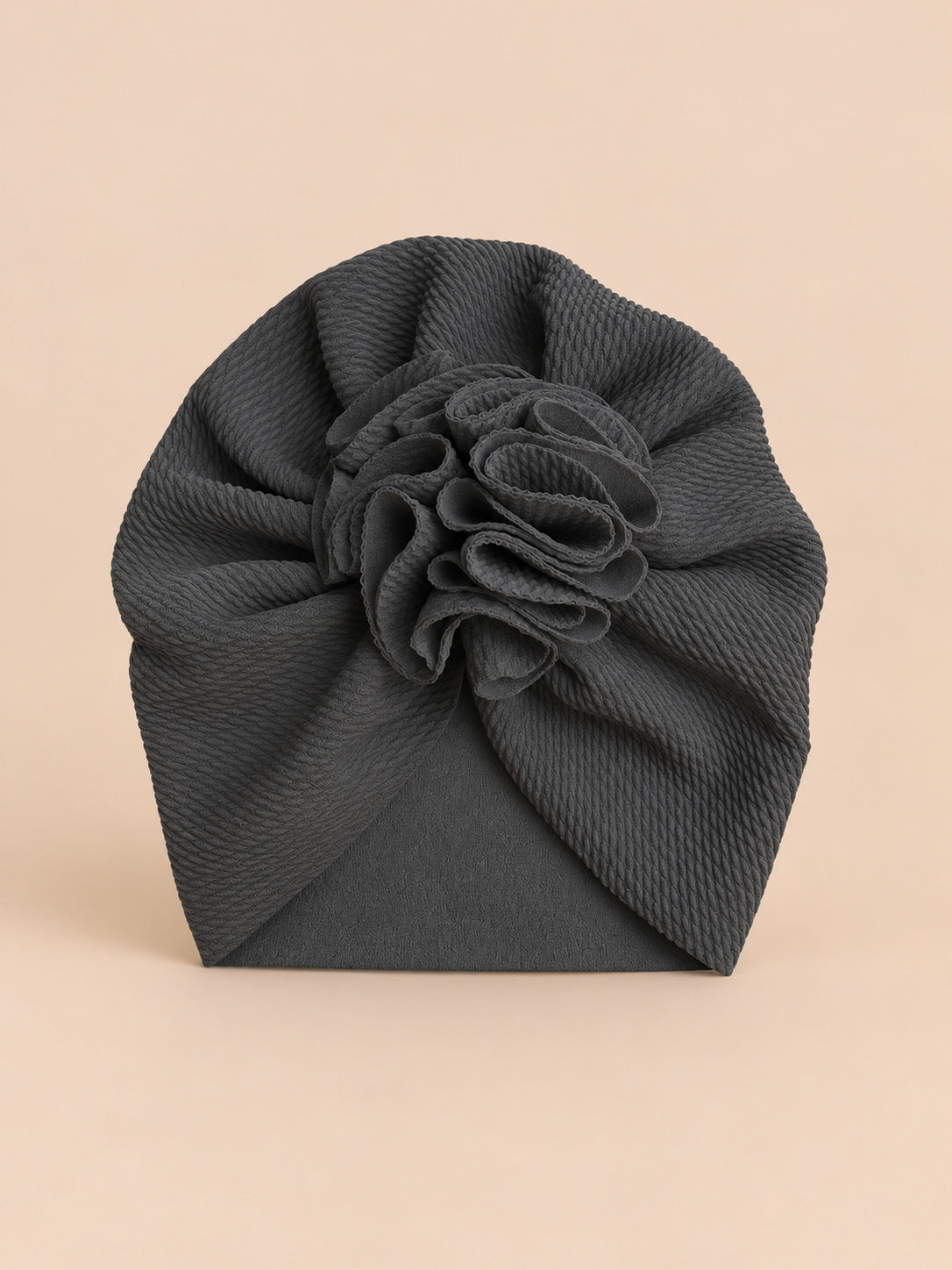Baby-Turbanmütze mit Blume für neugeborene Mädchen – Farbvariante Schwarz, Ansicht von vorn